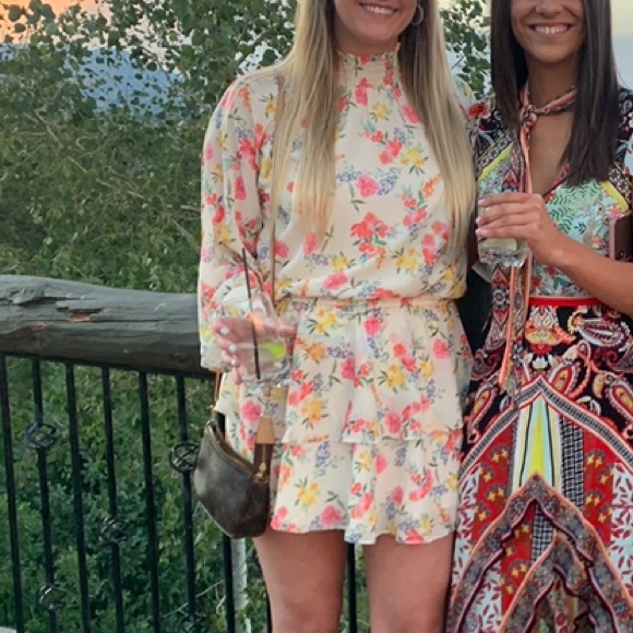 Yumi Kim Dresses & Skirts - Ruffle Floral Dress